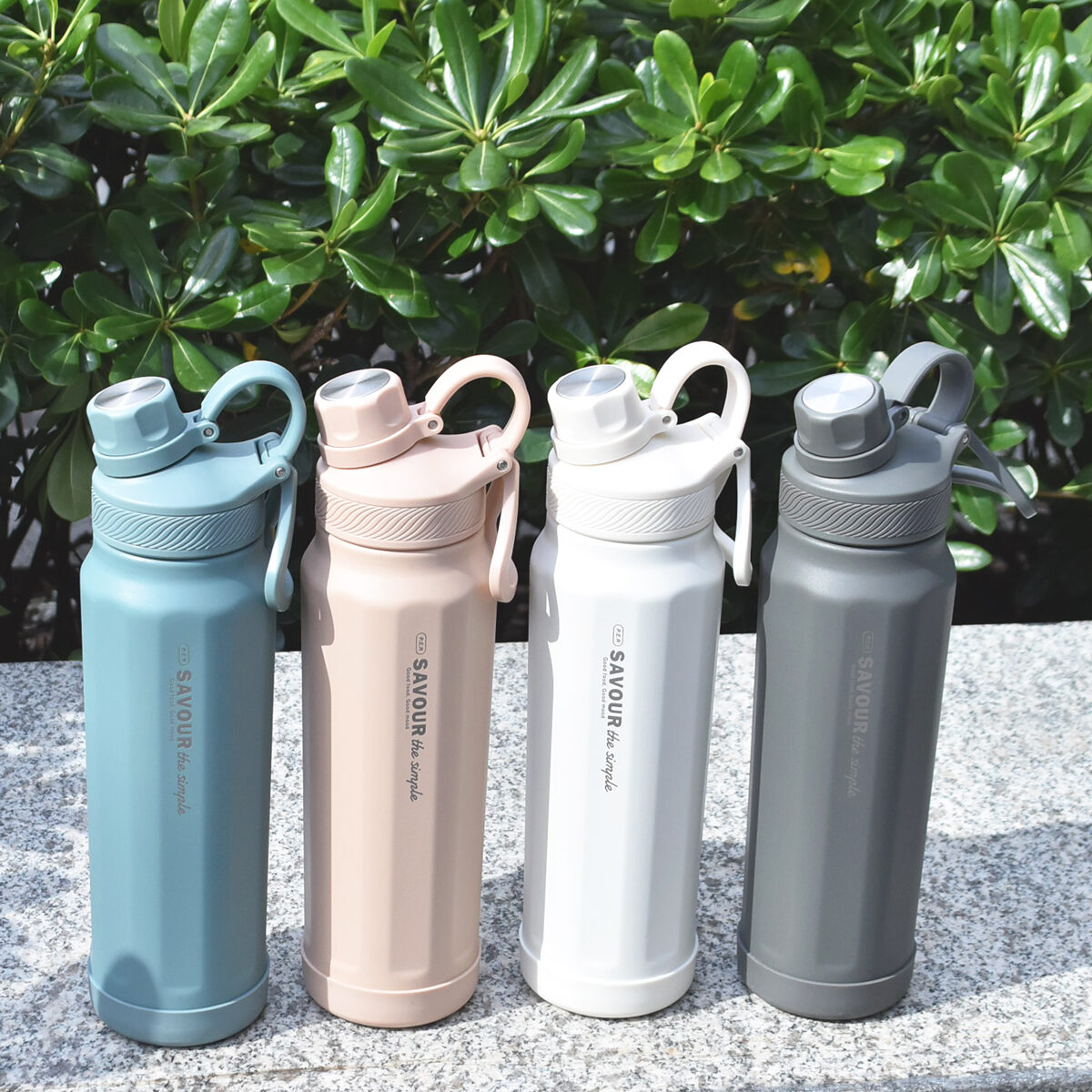 サヴォロ ステンレス直飲みボトル740